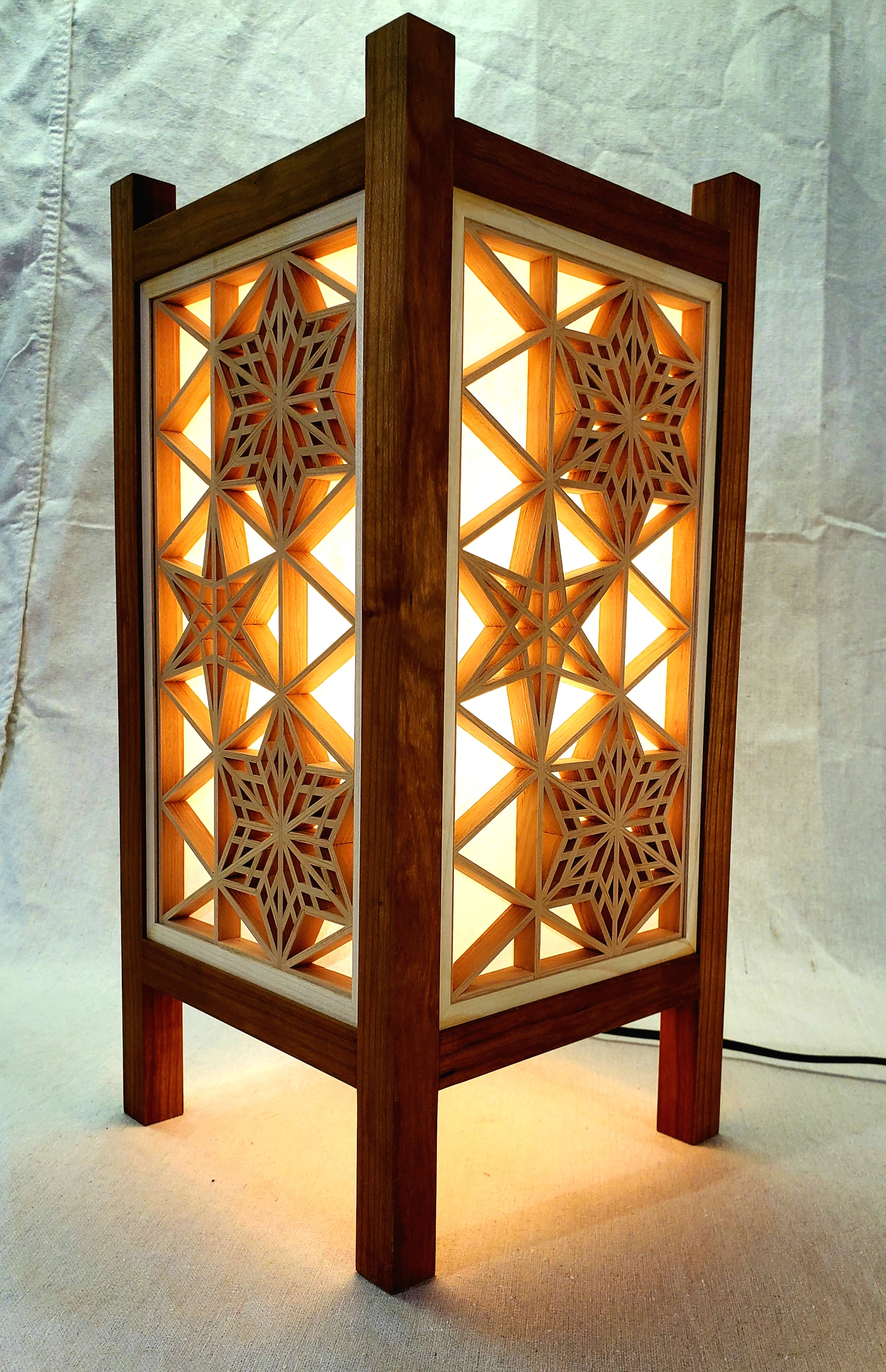 KIKISA COUCOU BEAMS × AkihiroWoodworks Kumiko Lamp – CAC Woodworks